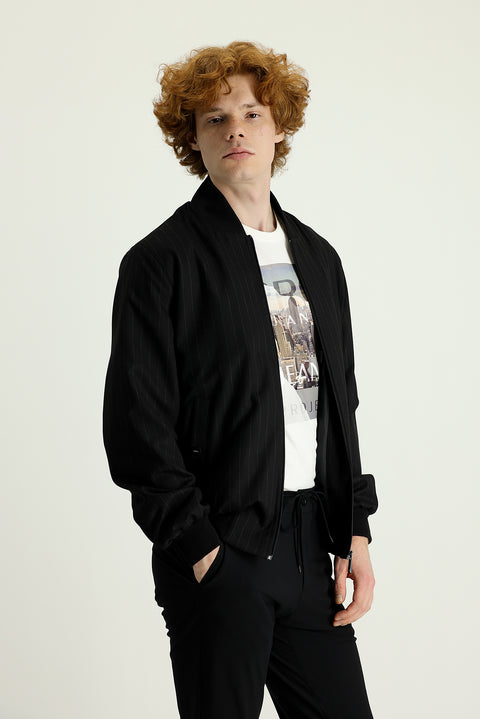 Siyah Slim Fit Dar Kesim Ribanalı Mevsimlik Spor Mont