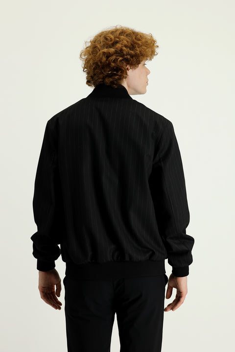 Siyah Slim Fit Dar Kesim Ribanalı Mevsimlik Spor Mont