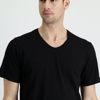 Siyah V Yaka Regular Fit Nakışlı Süprem Tişört