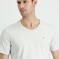 Taş V Yaka Slim Fit Dar Kesim Tişört