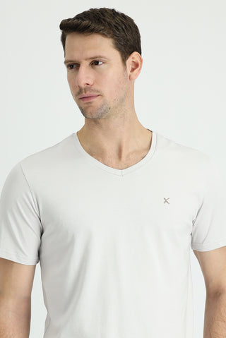  Taş V Yaka Slim Fit Dar Kesim Tişört