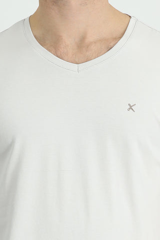  Taş V Yaka Slim Fit Dar Kesim Tişört