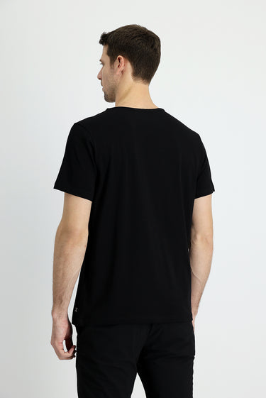 Siyah V Yaka Slim Fit Dar Kesim Nakışlı Pamuklu Süprem Tişört
