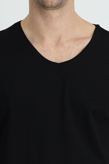 Siyah V Yaka Slim Fit Dar Kesim Nakışlı Pamuklu Süprem Tişört