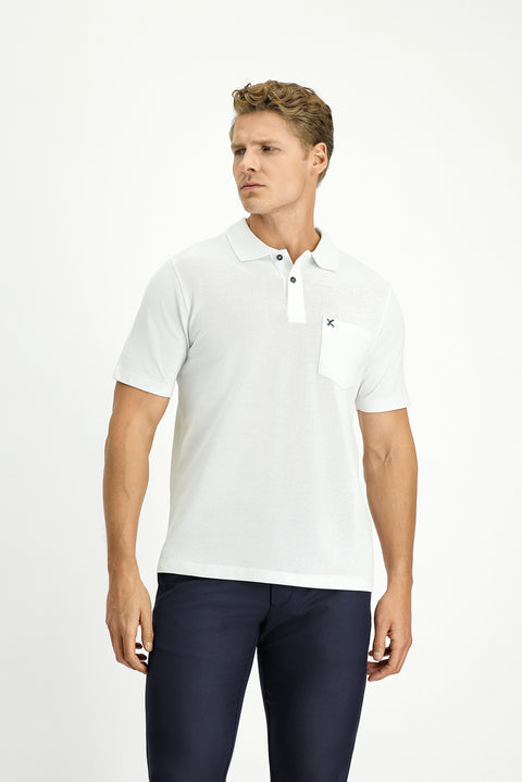 Beyaz Polo Yaka Regular Fit Cepli Nakışlı %100 Pamuk Tişört