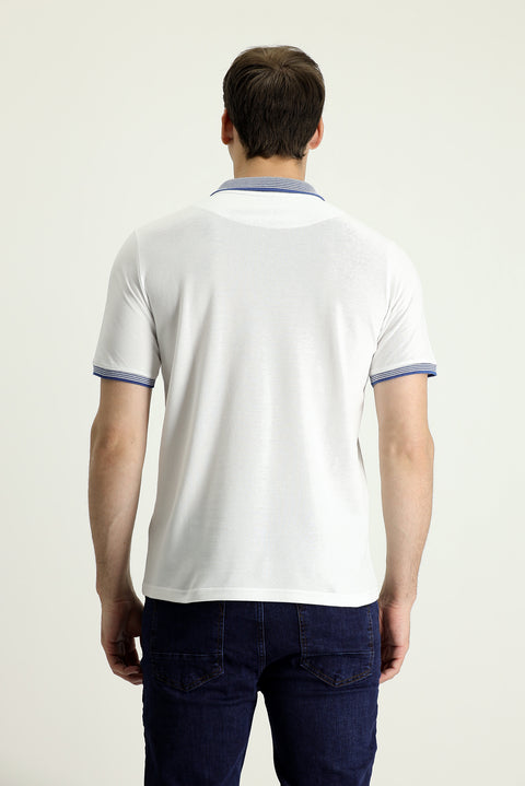 Kırık Beyaz Polo Yaka Regular Fit Desenli Pamuk Tişört