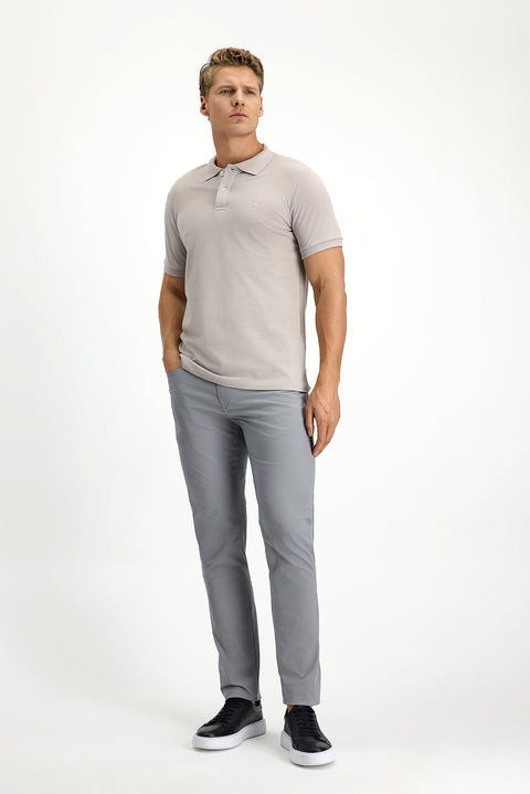 Orta Gri Polo Yaka Slim Fit Nakışlı %100 Pamuk Tişört