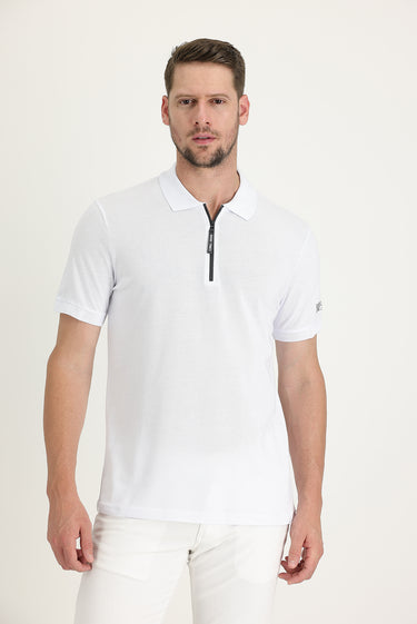 Beyaz Polo Yaka Slim Fit Dar Kesim Fermuarlı Baskılı Pamuk Tişört