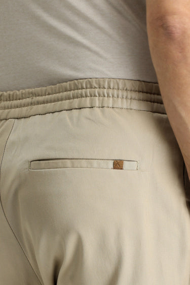 Orta Bej Slim Fit Dar Kesim Beli Lastikli İpli Likralı Pantolon