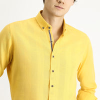 Koyu Sarı Uzun Kol Slim Fit Dar Kesim Desenli Spor Pamuk Düğmeli Yaka Gömlek