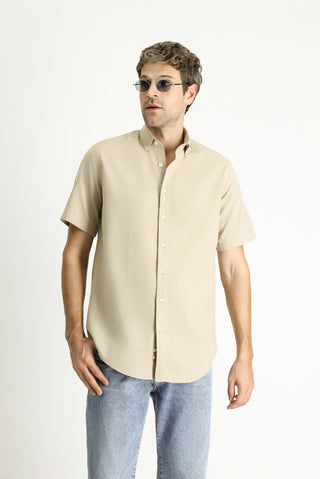 Orta Bej Kısa Kol Regular Fit Spor Pamuk Düğmeli Yaka Gömlek