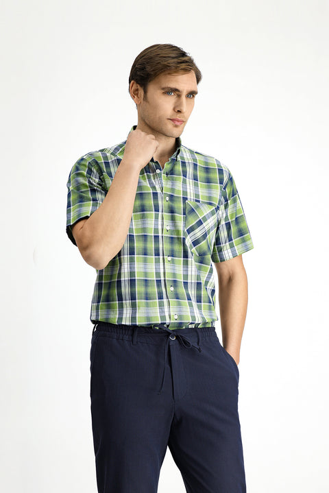 Fıstık Yeşili Kısa Kol Regular Fit Ekose Spor Düğmeli Yaka Pamuk Cepli Gömlek