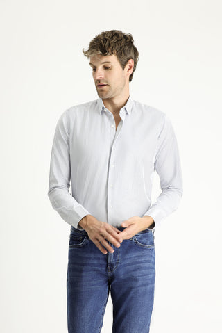  Açık Lacivert Uzun Kol Slim Fit Dar Kesim Çizgili Pamuklu Kolay Ütülenebilir Gömlek