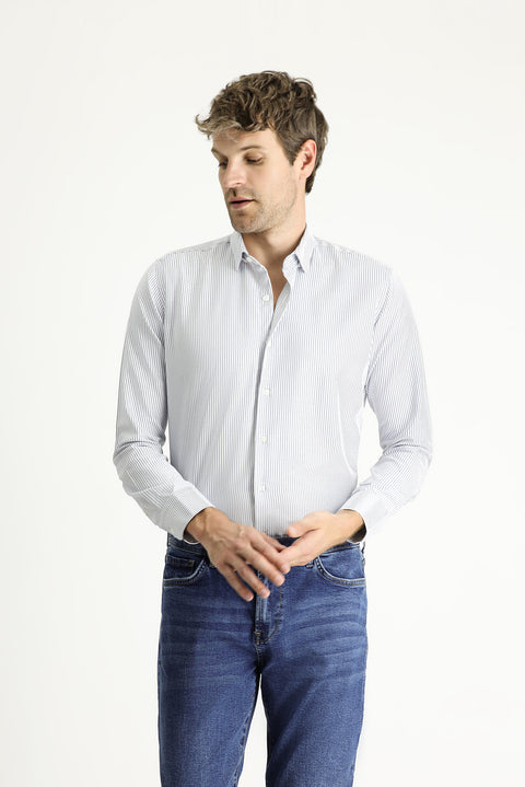 Açık Lacivert Uzun Kol Slim Fit Dar Kesim Çizgili Pamuklu Kolay Ütülenebilir Gömlek