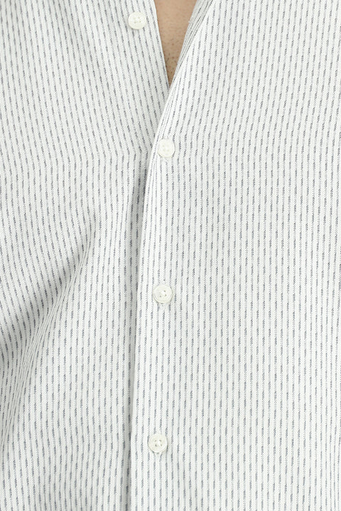 Siyah Uzun Kol Slim Fit Dar Kesim Çizgili Pamuklu Kolay Ütülenebilir Düğmeli Yaka Gömlek