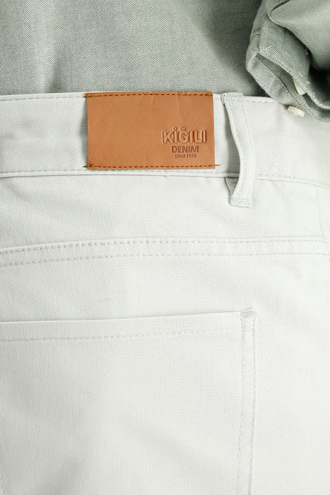 Taş Regular Fit Standart Kesim Pamuklu Bermuda Şort