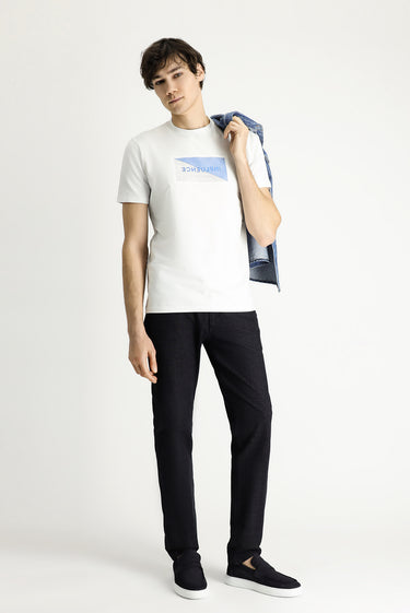  Ekru Bisiklet Yaka Slim Fit Dar Kesim Baskılı Pamuklu Tişört