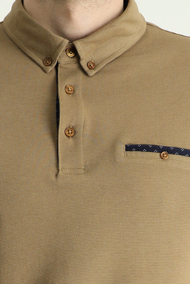 Orta Kahve Polo Yaka Regular Fit Desenli Pamuk Tişört