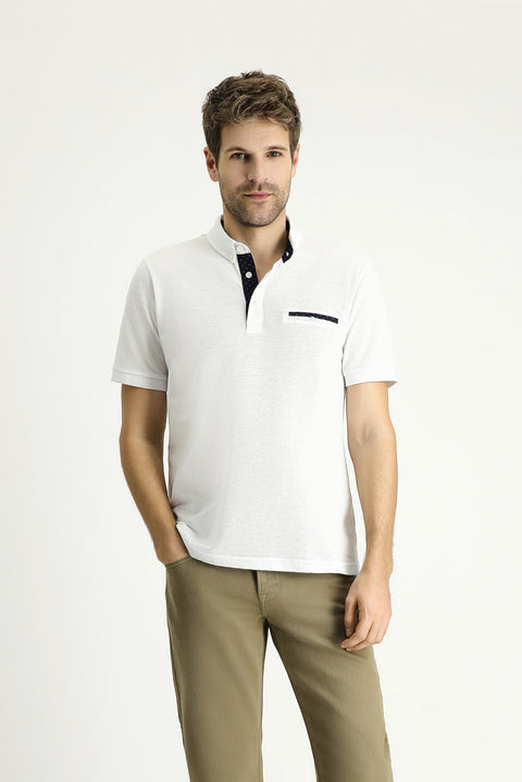 Beyaz Polo Yaka Regular Fit Desenli Pamuk Tişört