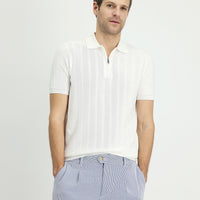 Kırık Beyaz Polo Yaka Regular Fit Fermuarlı Desenli Pamuklu Tişört