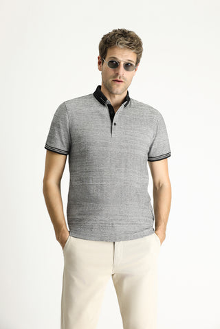  Siyah Polo Yaka Slim Fit Dar Kesim Desenli Tişört