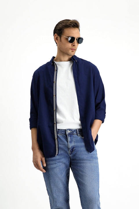 Orta Lacivert Uzun Kol Regular Fit Düğmeli Yaka Keten Görünümlü Spor Pamuk Gömlek