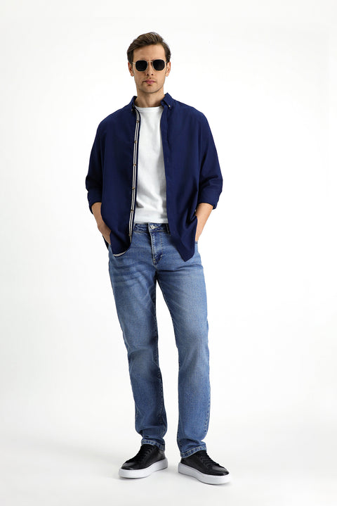 Orta Lacivert Uzun Kol Regular Fit Düğmeli Yaka Keten Görünümlü Spor Pamuk Gömlek