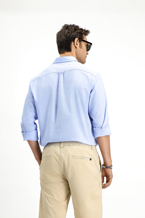 Açık Mavi Uzun Kol Regular Fit Düğmeli Yaka Keten Görünümlü Spor Pamuk Gömlek