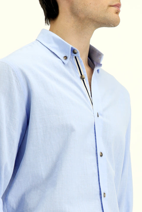 Açık Mavi Uzun Kol Regular Fit Düğmeli Yaka Keten Görünümlü Spor Pamuk Gömlek