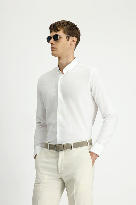 Beyaz Uzun Kol Slim Fit Dar Kesim Pamuklu Keten Düğmeli Yaka Gömlek