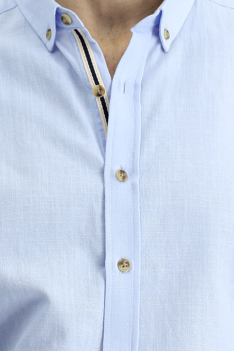 Açık Mavi Kısa Kol Regular Fit Düğmeli Yaka Keten Görünümlü Pamuk Spor Gömlek
