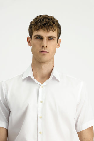  Beyaz Kısa Kol Regular Fit Non Iron Pamuklu Gömlek