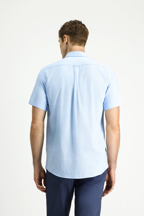 Açık Mavi Kısa Kol Relaxed Fit Düğmeli Yaka Keten Görünümlü Pamuk Spor Gömlek
