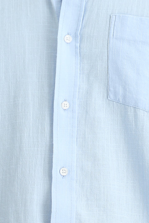 Açık Mavi Kısa Kol Relaxed Fit Düğmeli Yaka Keten Görünümlü Pamuk Spor Gömlek