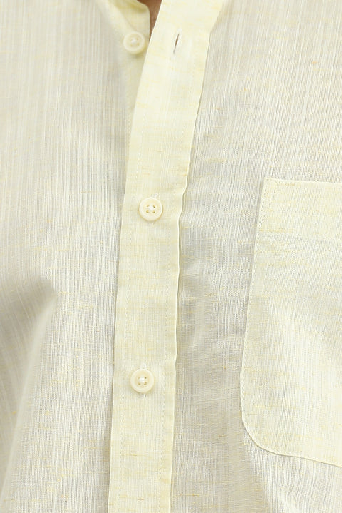 Açık Sarı Kısa Kol Regular Fit Düğmeli Yaka Desenli Pamuklu Gömlek