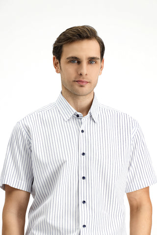  Orta Lacivert Kısa Kol Slim Fit Dar Kesim Pamuk Çizgili Gömlek