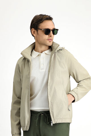  Açık Bej Kapüşonlu Mevsimlik Spor Mont