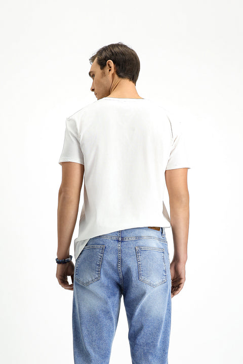 Beyaz Bisiklet Yaka Regular Fit Pamuk Baskılı Tişört