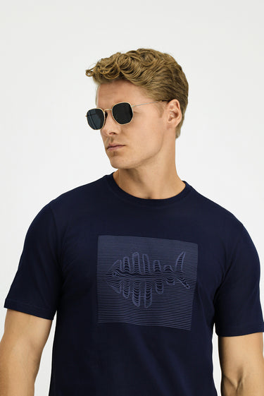 Koyu Lacivert Bisiklet Yaka Regular Fit Pamuk Baskılı Tişört