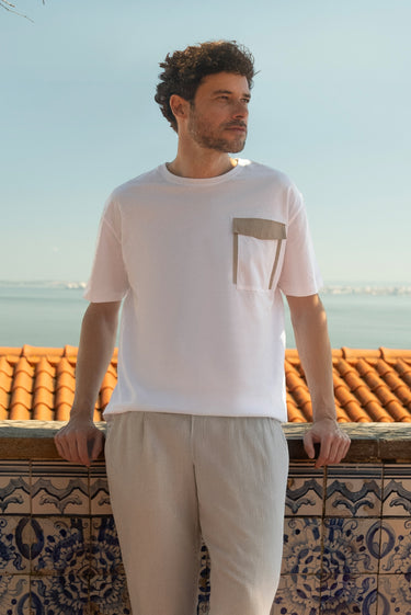 Beyaz Bisiklet Yaka Regular Fit Pamuk Tişört