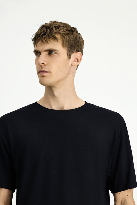 Siyah Bisiklet Yaka Oversize Desenli Modal Karışımlı Tişört