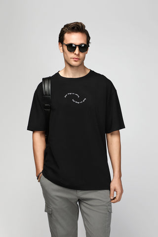  Siyah Bisiklet Yaka Slim Fit Dar Kesim Baskılı Pamuklu Tişört