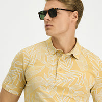 Orta Bej Slim Fit Dar Kesim Baskılı Pamuk Polo Yaka Tişört