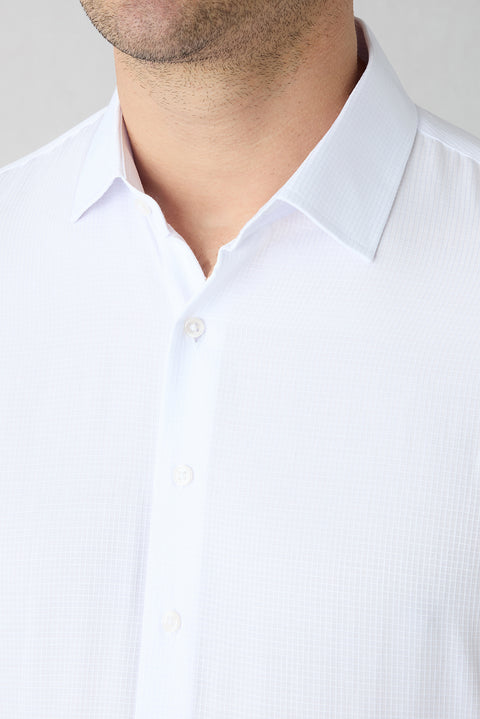 Beyaz Uzun Kol Slim Fit Klasik Desenli Pamuklu Kolay Ütülenebilir Gömlek