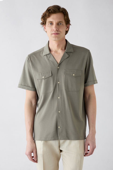 Açık Haki Kısa Kol Regular Fit Desenli Nakışlı Cepli Apaş Yaka Lyocell Karışımlı Gömlek