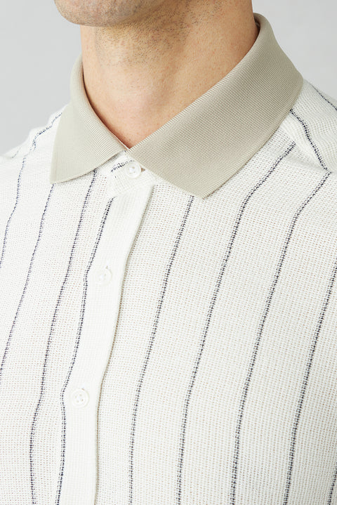 Off-white short-sleeved regular fit cotton striped shirt