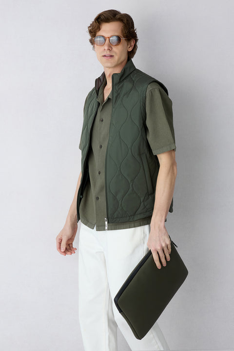 Orta Haki Dik Yaka Cepli Fermuarlı Kapitone Spor Yelek