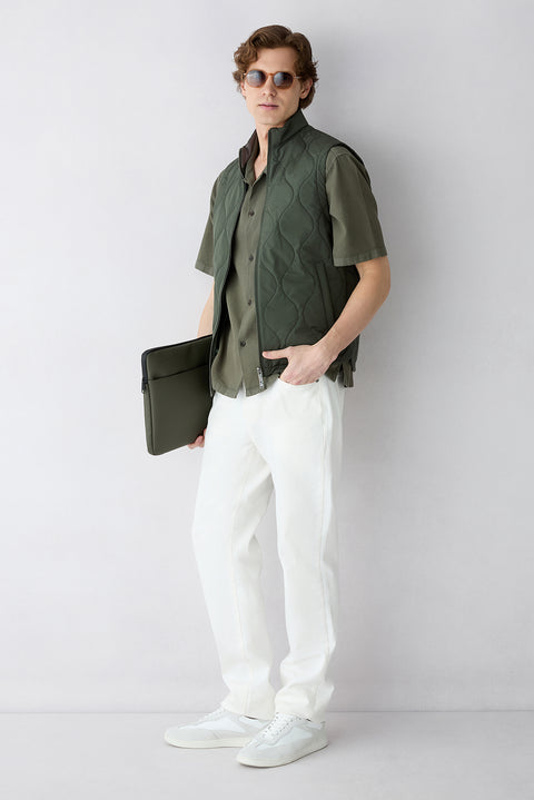 Orta Haki Dik Yaka Cepli Fermuarlı Kapitone Spor Yelek