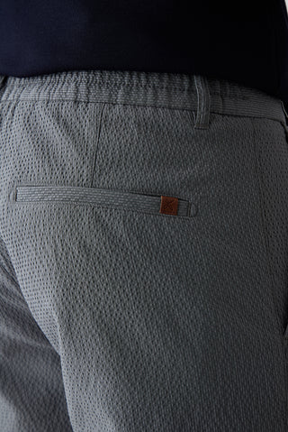  Koyu Füme Regular Fit Standart Kesim Çizgili Pileli Yan Cepli Bermuda Şort