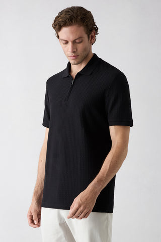  Siyah Fermuarlı Polo Yaka Regular Fit %100 Pamuk Desenli Tişört